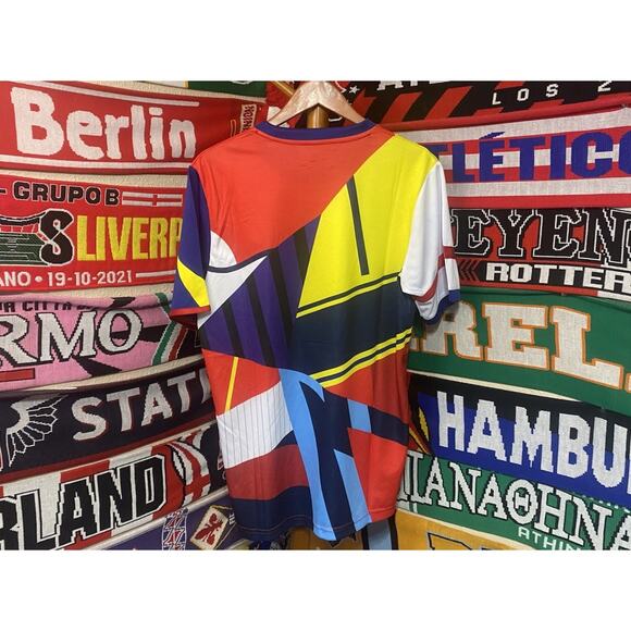 Arsenal | Men’s Large 2014 F.A Cup Special Edition Jersey - Picture 7 of 7